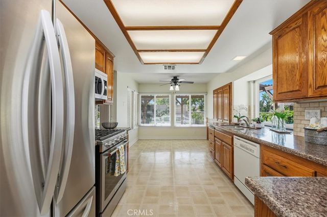 1309 Oxford Circle, Corona, CA 92878