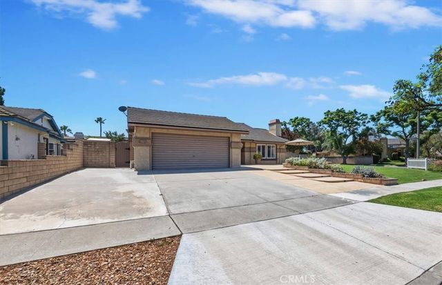1309 Oxford Circle, Corona, CA 92878