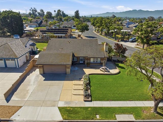 1309 Oxford Circle, Corona, CA 92878