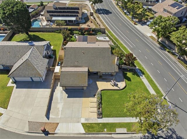1309 Oxford Circle, Corona, CA 92878