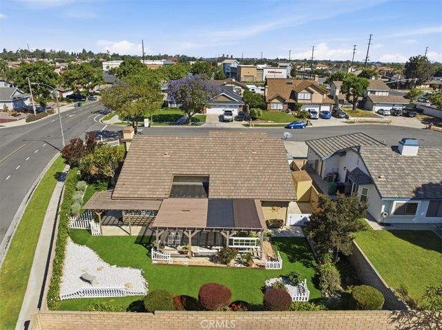 1309 Oxford Circle, Corona, CA 92878