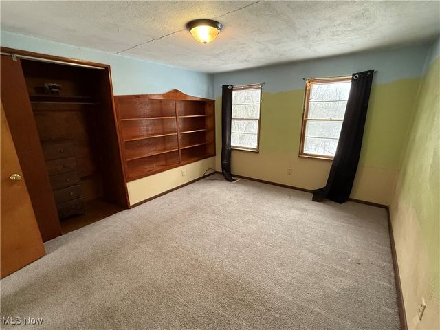 2440 Fisher Road, East Liverpool, OH 43920