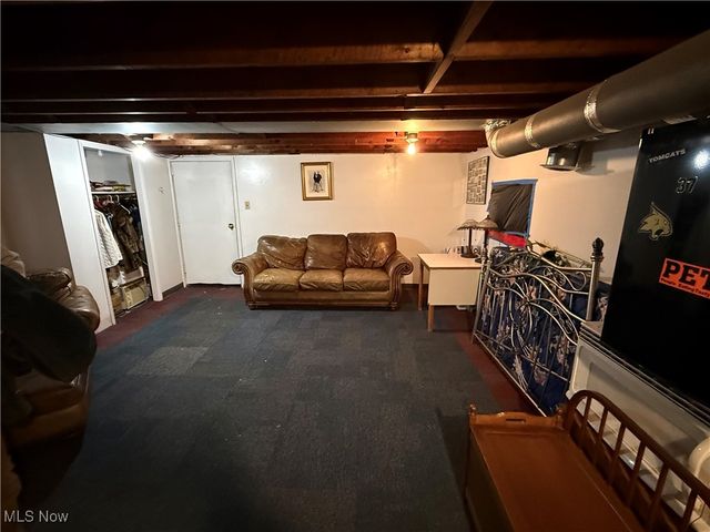 2440 Fisher Road, East Liverpool, OH 43920