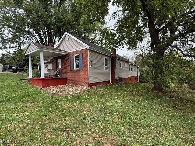 2440 Fisher Road, East Liverpool, OH 43920