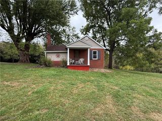 2440 Fisher Road, East Liverpool, OH 43920