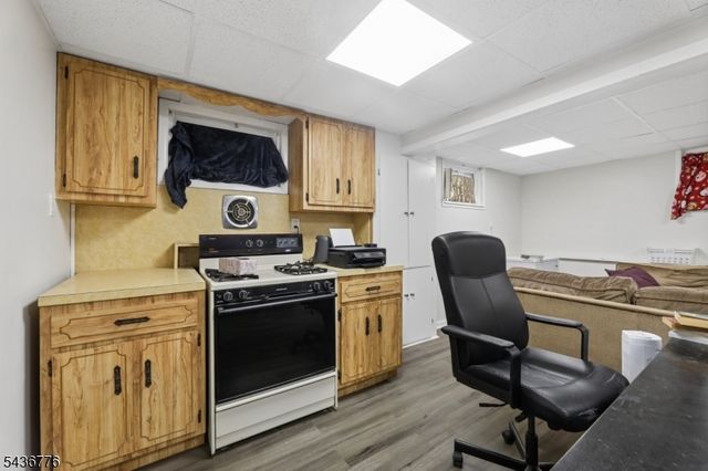 9 Memphis Ave, Nutley Twp., NJ 07110