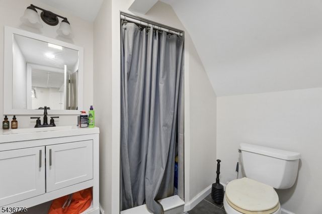9 Memphis Ave, Nutley Twp., NJ 07110