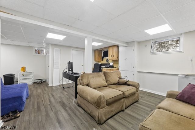 9 Memphis Ave, Nutley Twp., NJ 07110