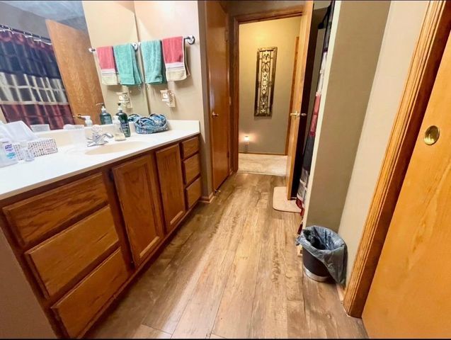 1113 N Wuthering Hills Drive, Janesville, WI 53546