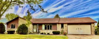 1113 N Wuthering Hills Drive, Janesville, WI 53546