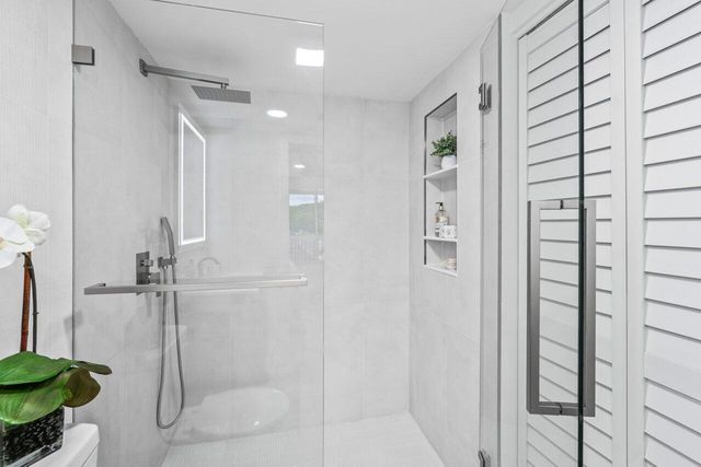 10092 Cedar Point Boulevard 204, Boynton Beach, FL 33437