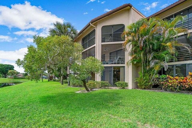 10092 Cedar Point Boulevard 204, Boynton Beach, FL 33437