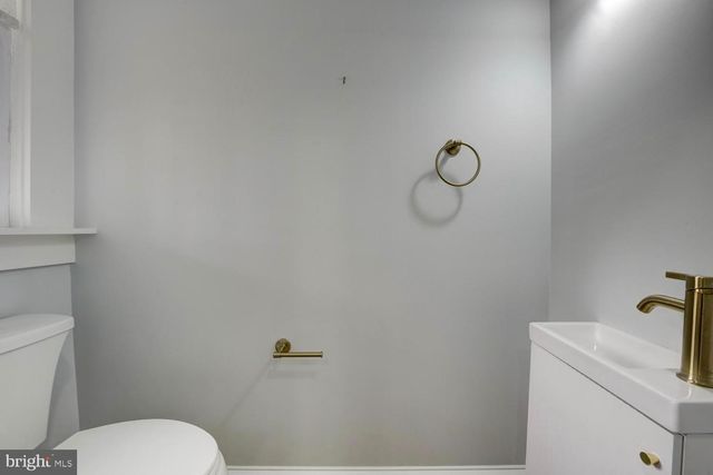 709 OTIS PL NW, Washington, DC 20010