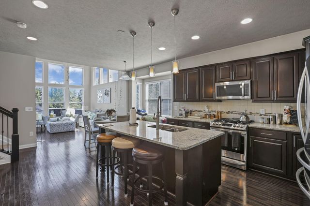 414 Junction Crsg Drive, Columbus, OH 43213