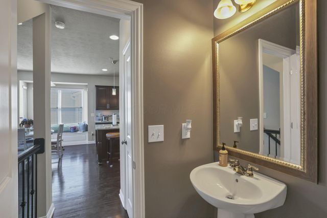 414 Junction Crsg Drive, Columbus, OH 43213