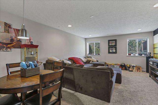 414 Junction Crsg Drive, Columbus, OH 43213