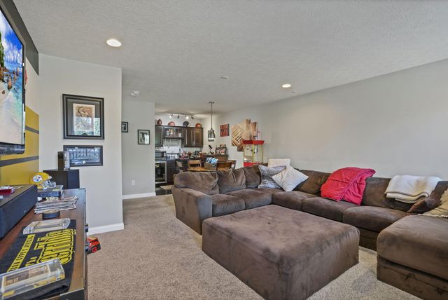 414 Junction Crsg Drive, Columbus, OH 43213
