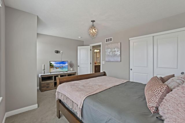 414 Junction Crsg Drive, Columbus, OH 43213