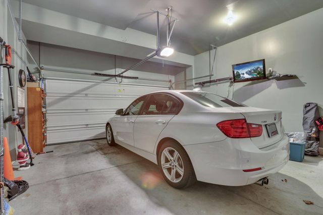 414 Junction Crsg Drive, Columbus, OH 43213
