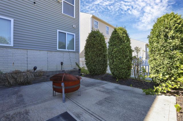 414 Junction Crsg Drive, Columbus, OH 43213