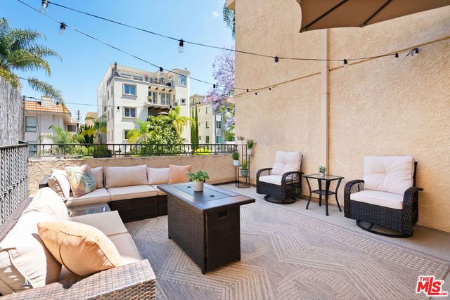 1633 S Bentley Avenue 101, Los Angeles, CA 90025