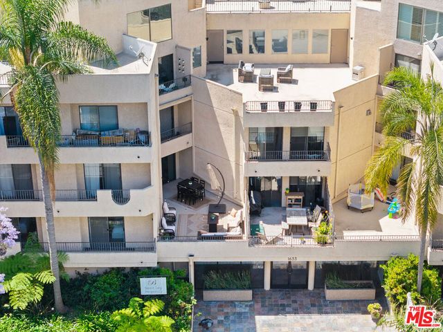 1633 S Bentley Avenue 101, Los Angeles, CA 90025
