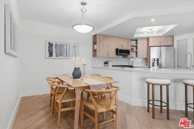 1633 S Bentley Avenue 101, Los Angeles, CA 90025