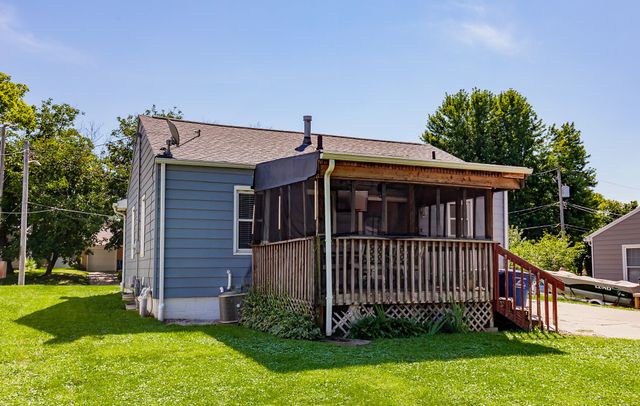 1826 57th Street, Des Moines, IA 50310