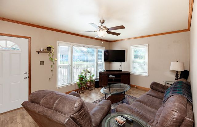 1826 57th Street, Des Moines, IA 50310