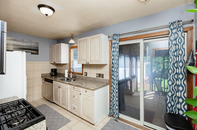 1826 57th Street, Des Moines, IA 50310