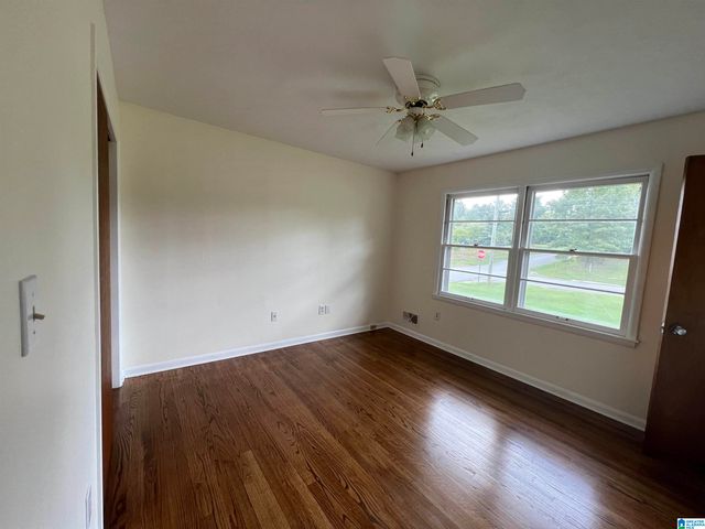 901 4TH AVENUE NE, Jacksonville, AL 36265