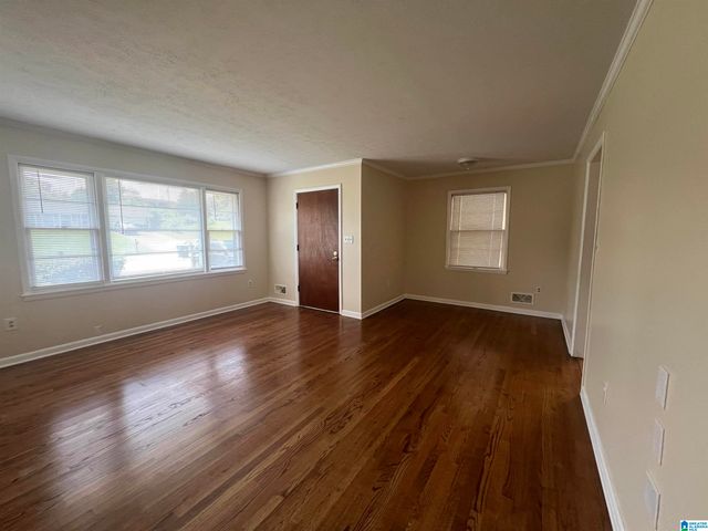 901 4TH AVENUE NE, Jacksonville, AL 36265