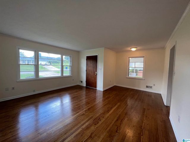 901 4TH AVENUE NE, Jacksonville, AL 36265