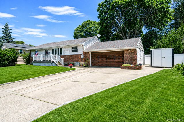 398 Eastwood Boulevard, Centereach, NY 11720