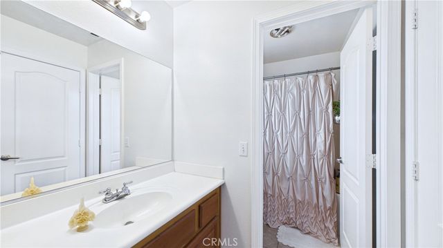 27824 Pine Crest, Castaic, CA 91384