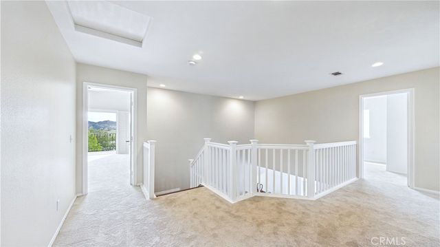 27824 Pine Crest, Castaic, CA 91384