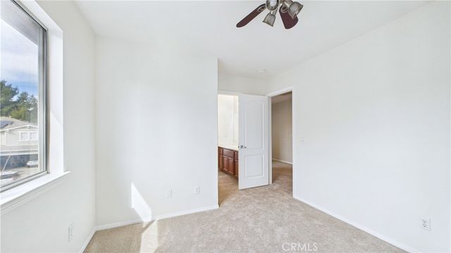 27824 Pine Crest, Castaic, CA 91384