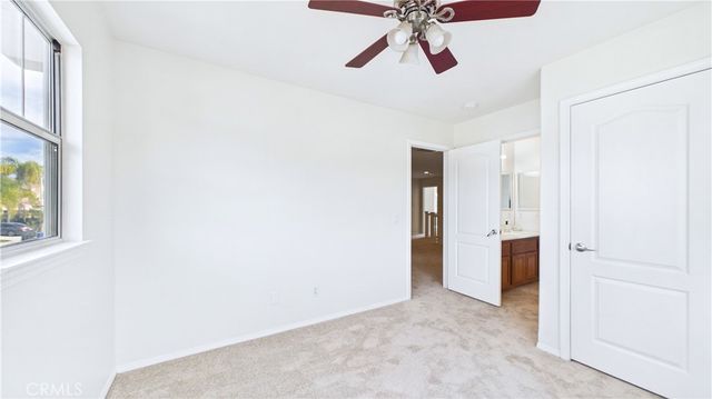 27824 Pine Crest, Castaic, CA 91384