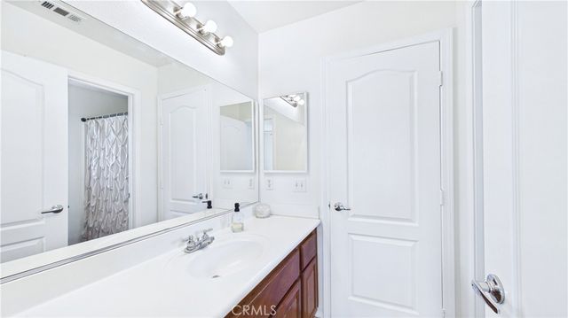 27824 Pine Crest, Castaic, CA 91384