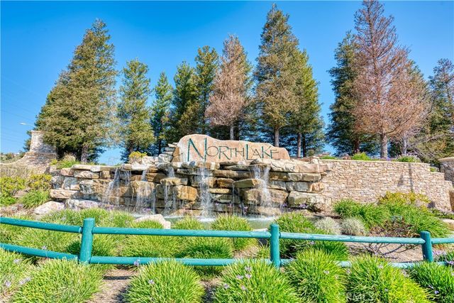 27824 Pine Crest, Castaic, CA 91384