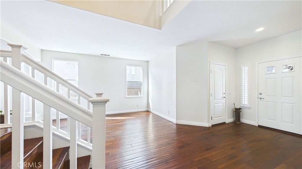 Image 21 of property listing at 27824 Pine Crest, Castaic, CA 91384