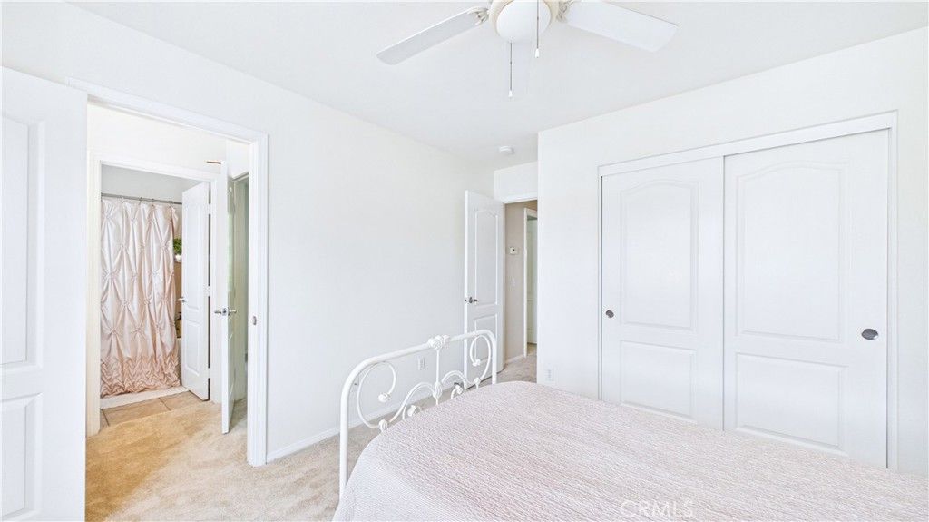 Image 25 of property listing at 27824 Pine Crest, Castaic, CA 91384