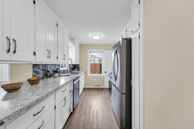 1233 Kingston AVENUE, Racine, WI 53402