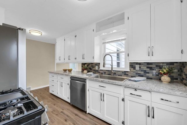 1233 Kingston AVENUE, Racine, WI 53402