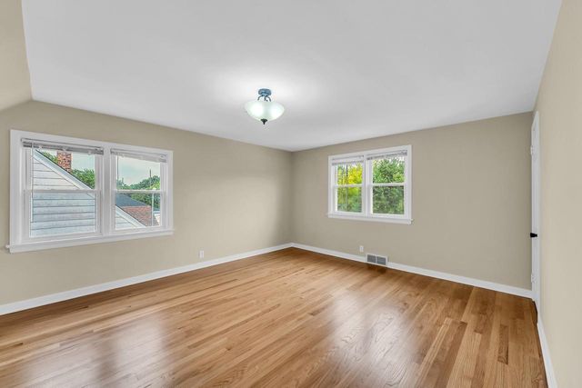 1233 Kingston AVENUE, Racine, WI 53402