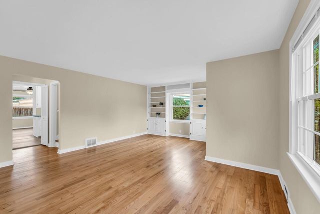 1233 Kingston AVENUE, Racine, WI 53402