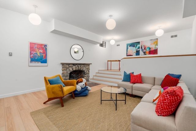191 Waban Ave, Newton, MA 02468
