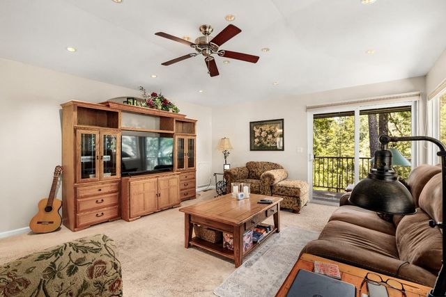 2000 Glen Canyon Road, Santa Cruz, CA 95060