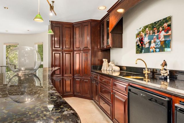 2000 Glen Canyon Road, Santa Cruz, CA 95060