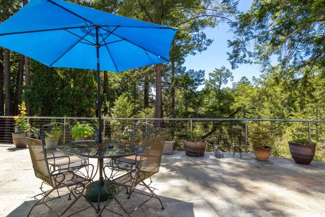 2000 Glen Canyon Road, Santa Cruz, CA 95060